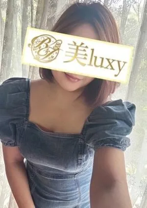 藤川ひな